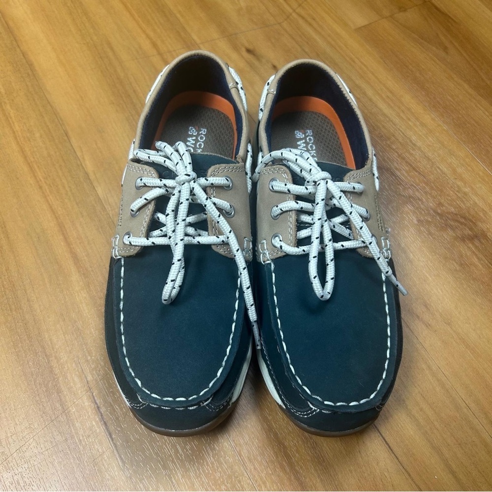 Rockport Women’s Blue and Tan Moccasins with Classic‎ Design